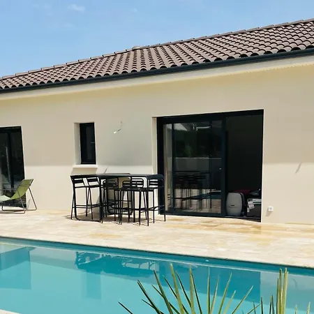 Maison Moderne Avec Piscine *