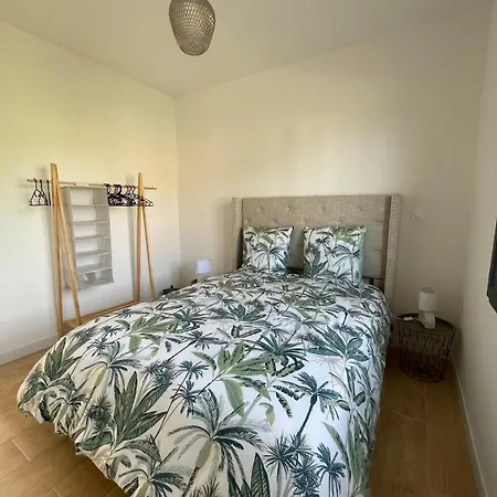 Сasa de vacaciones Maison Moderne Avec Piscine *