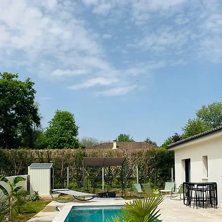 Maison Moderne Avec Piscine Holiday home