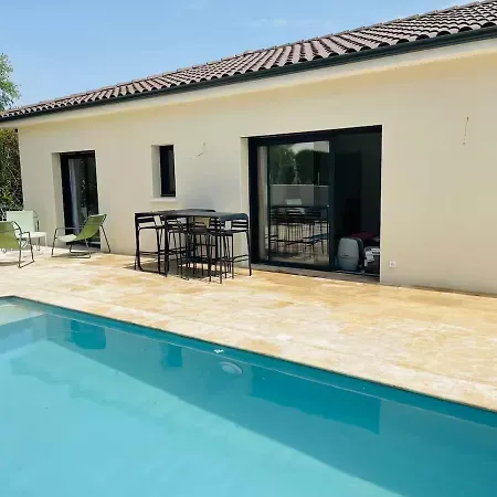 Maison Moderne Avec Piscine Creysse (Dordogne)